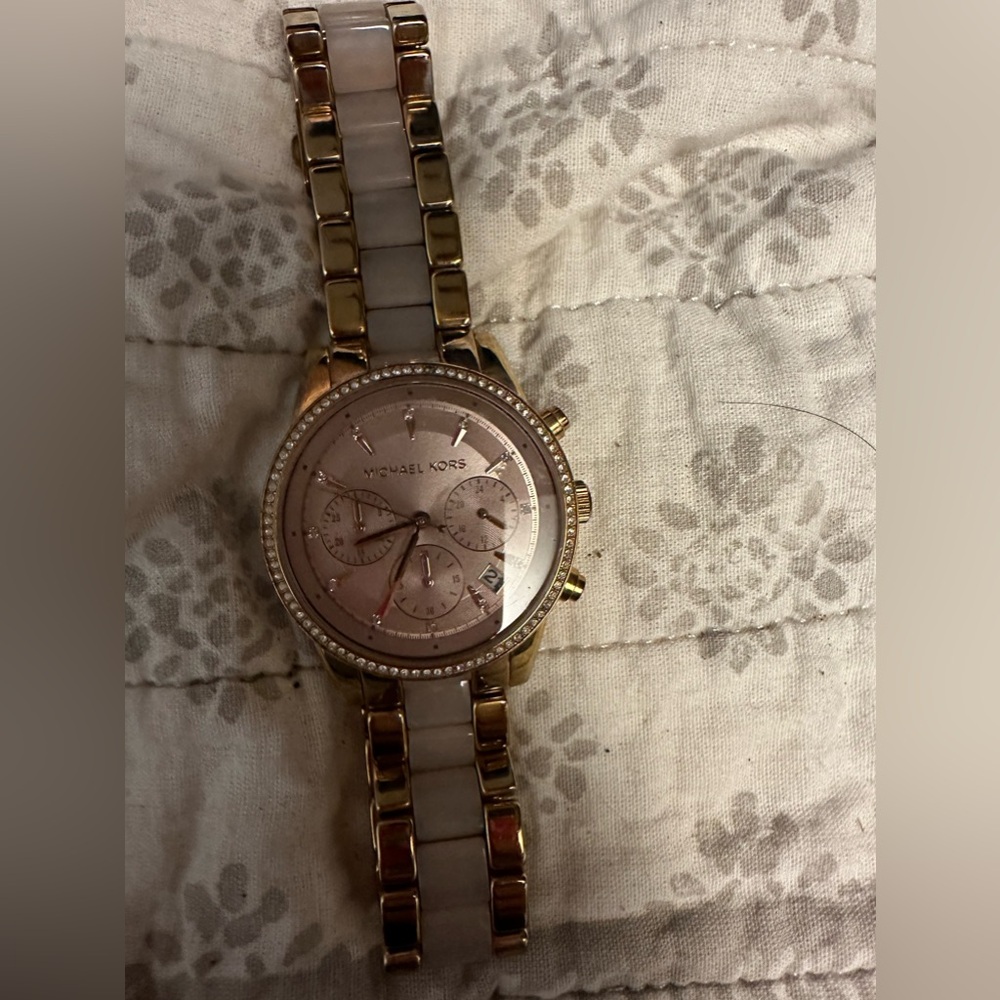 Women’s Rose Gold michael Kors Watch